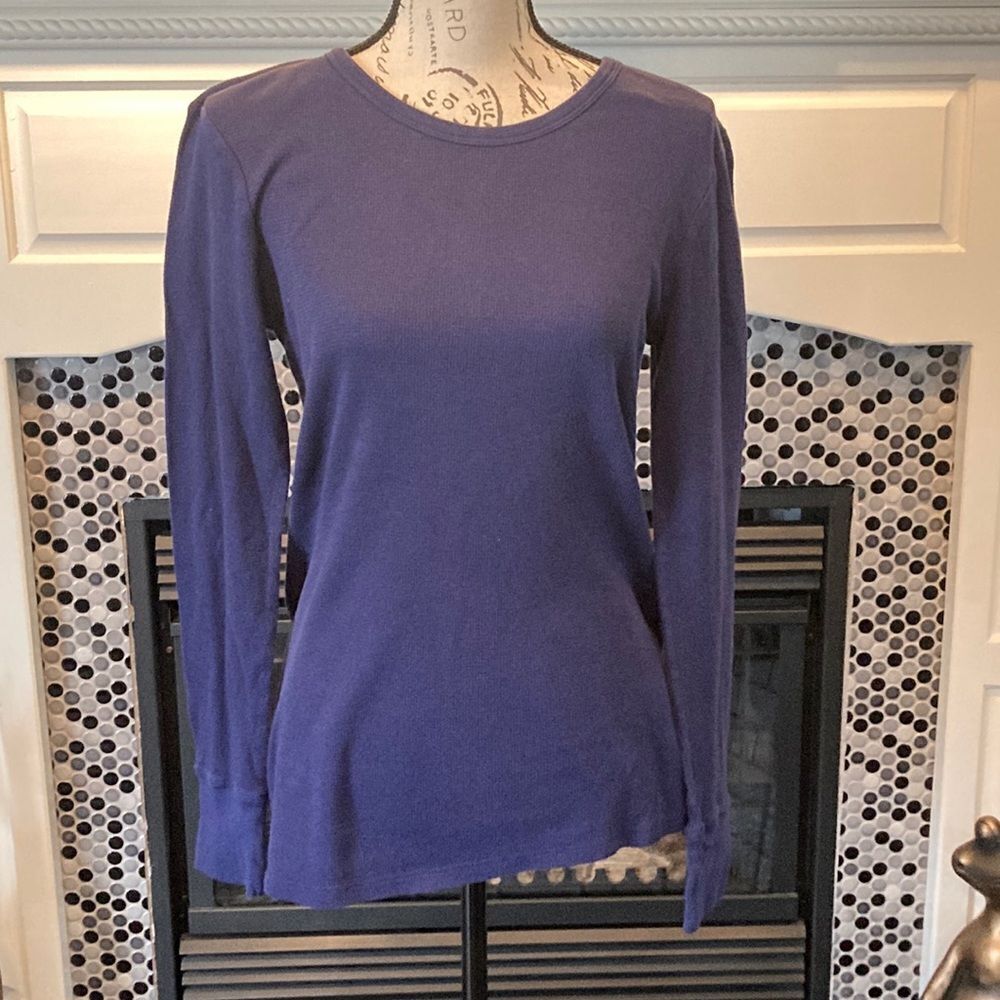 Old Navy long John shirt, size medium‎